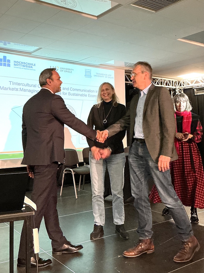 [Translate to English:] 