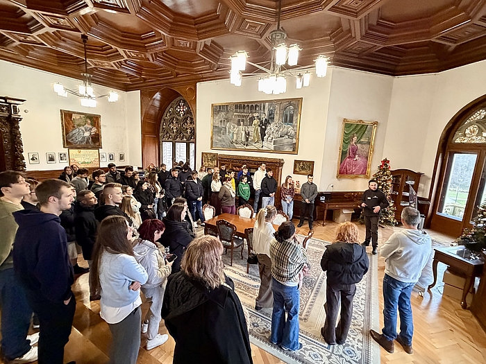 [Translate to English:] 